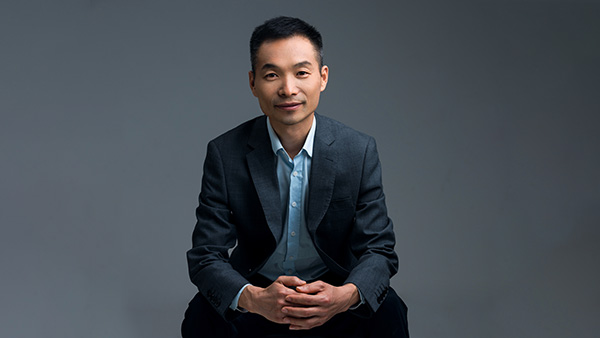 张晓东