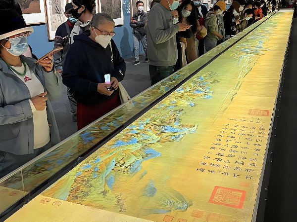 从巴黎奥赛到上海双年展：全球顶级展馆灯光照明设计揭秘